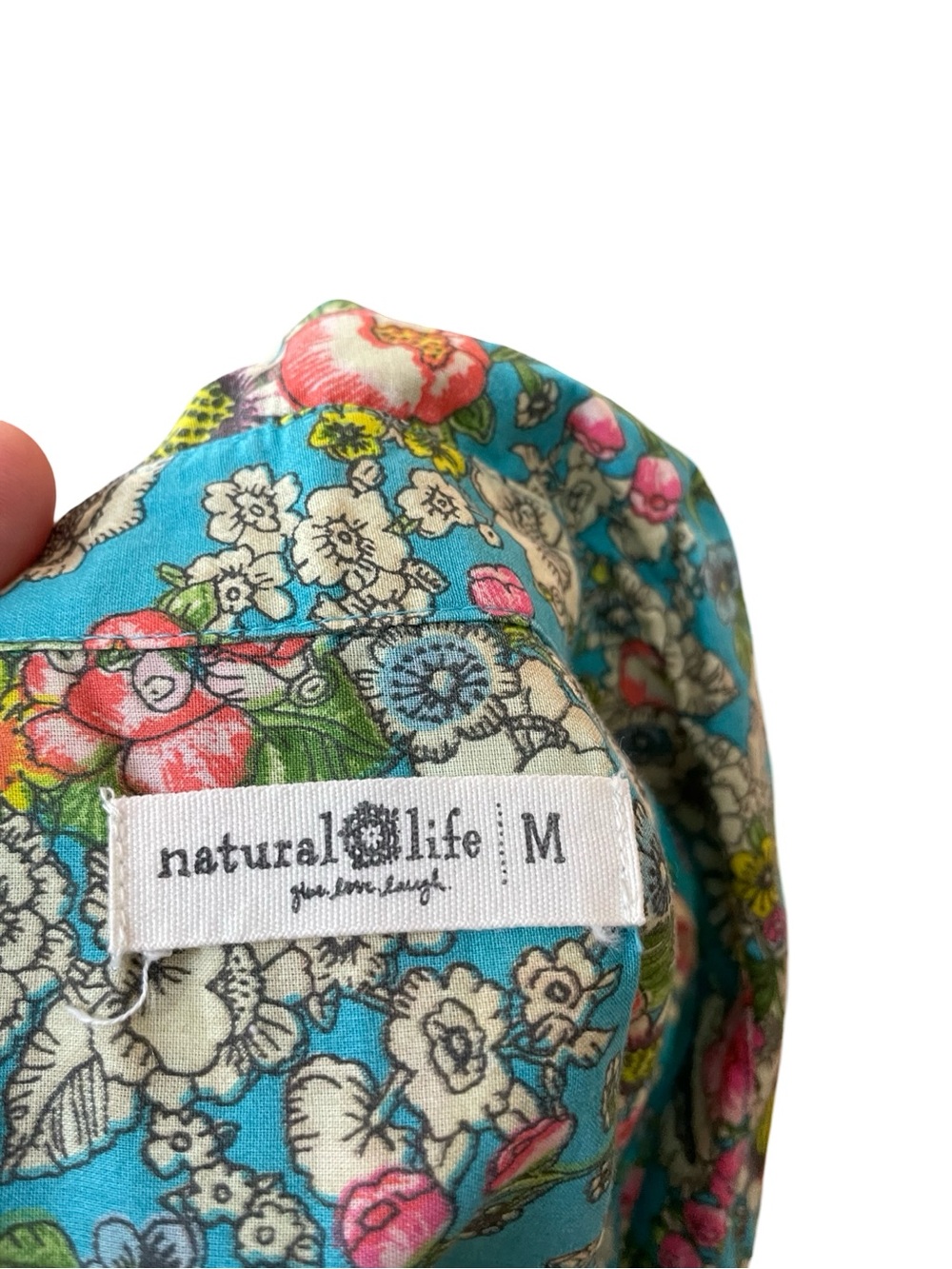 NATURAL LIFE FLORAL BUTTON DOWN BLOUSE - Picture 9 of 12